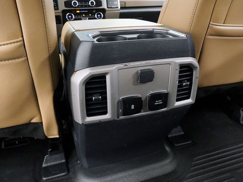 Used 2022 Ford F250 Lariat AWD/4WD image 20