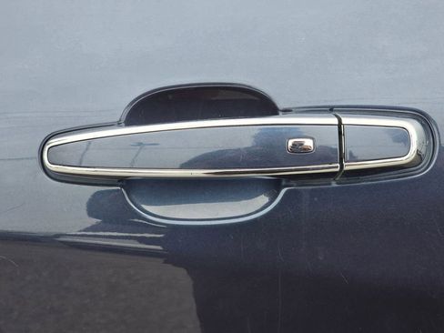 Certified 2019 Chevrolet Equinox Premier image 11