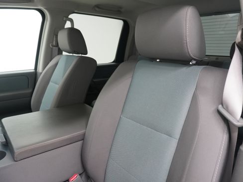 Used 2006 Nissan Titan XE w/ (W04) Preferred Pkg RWD image 9