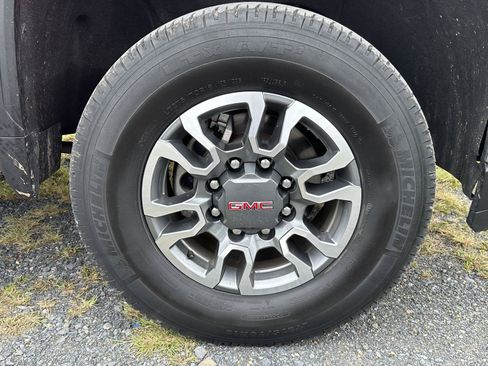 Used 2022 GMC Sierra 3500 Pro w/ Convenience Package AWD/4WD image 10