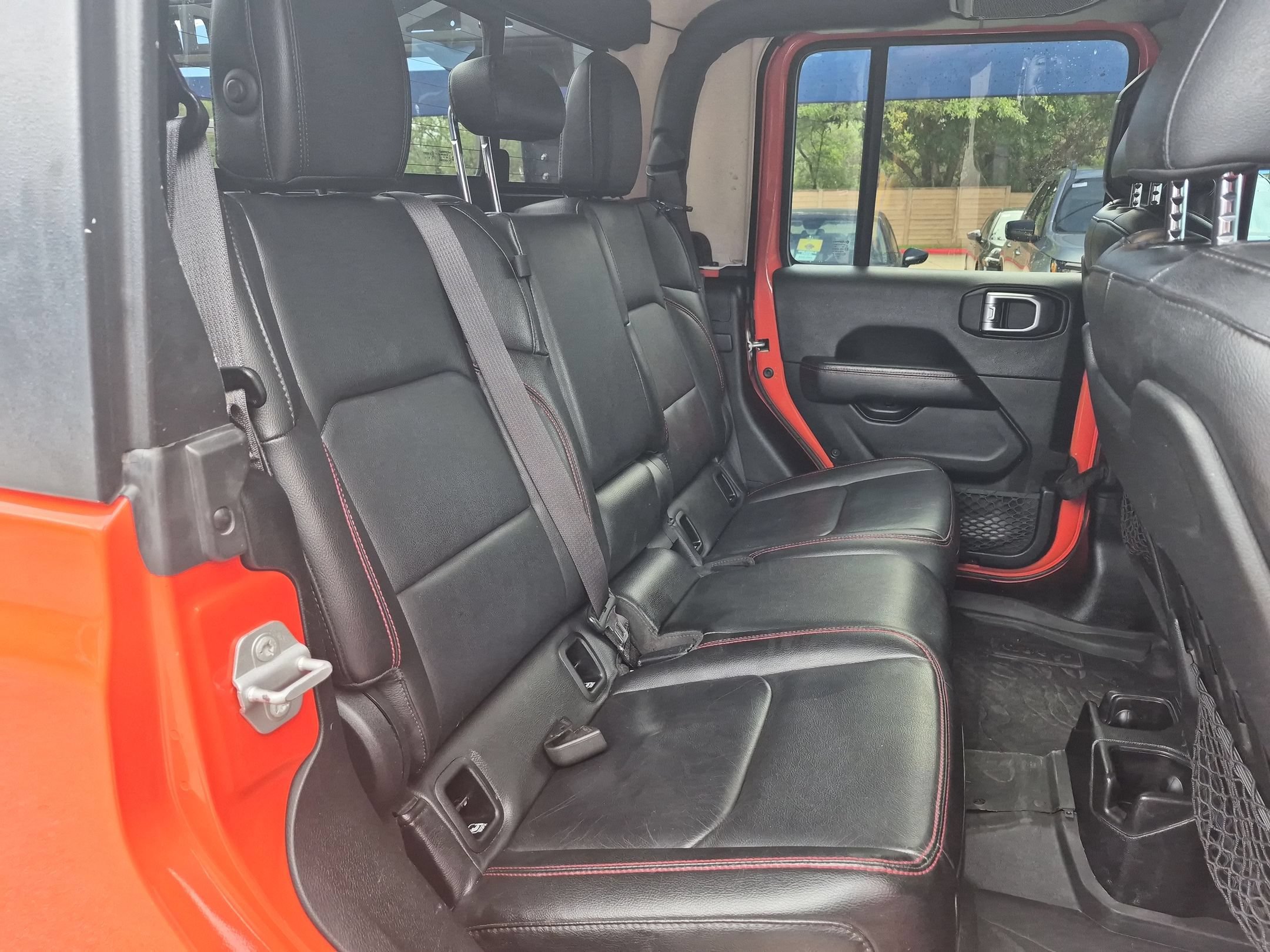 Used 2020 Jeep Gladiator Rubicon AWD/4WD image 25
