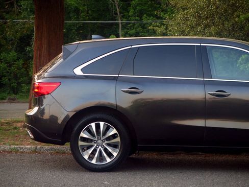 Used 2016 Acura MDX SH-AWD w/ Tech & Entertainment image 18