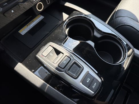 Used 2019 Honda Pilot Elite image 26