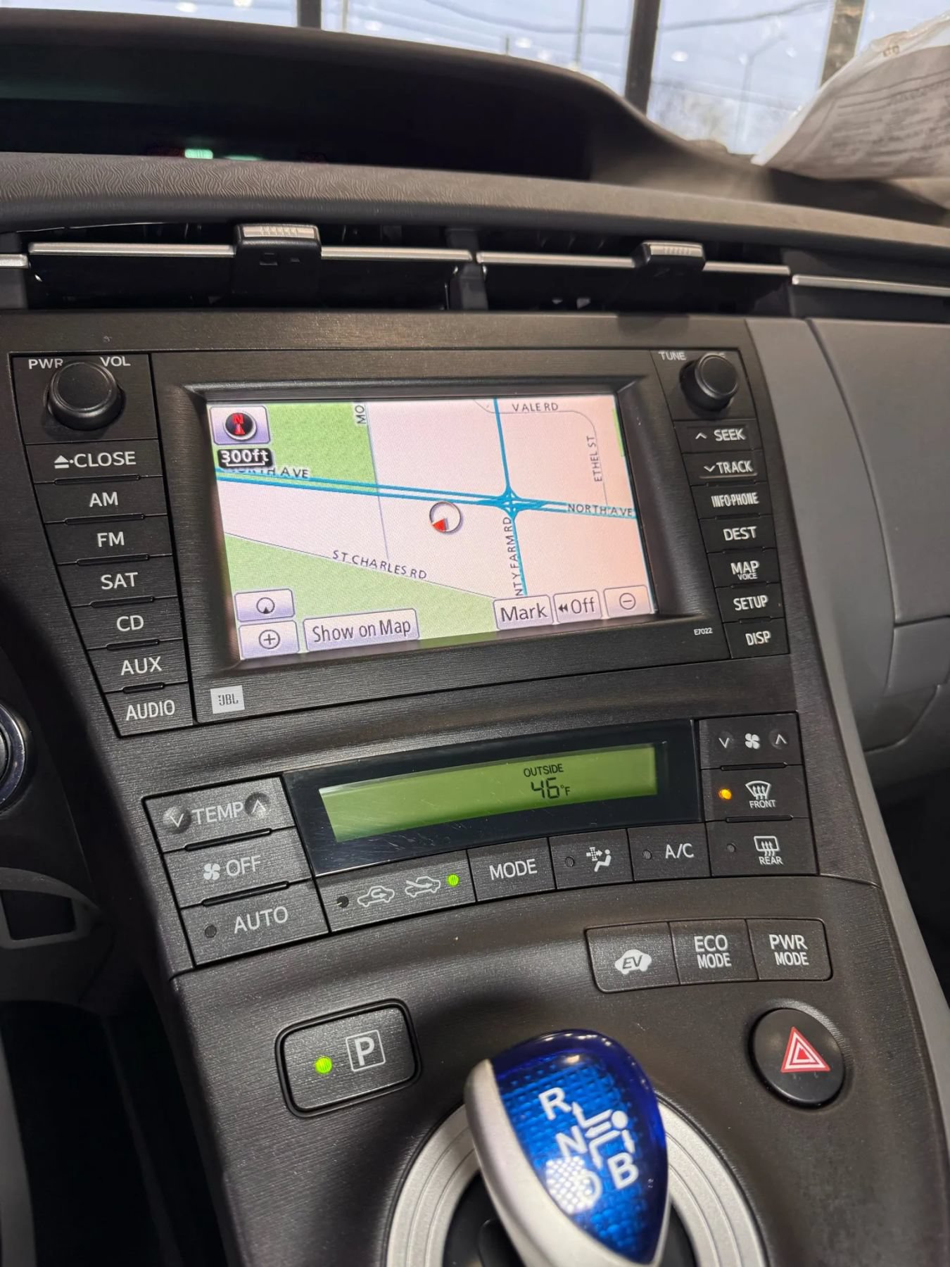 Used 2010 Toyota Prius Three w/ Navigation Pkg FWD image 25
