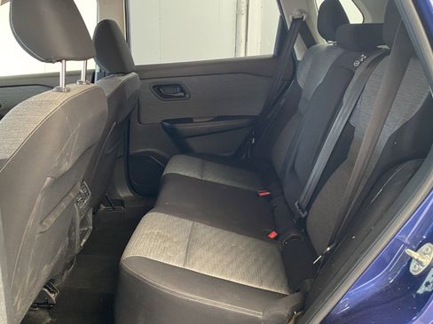 Used 2021 Nissan Rogue S image 17