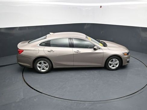 Used 2024 Chevrolet Malibu LT FWD image 43