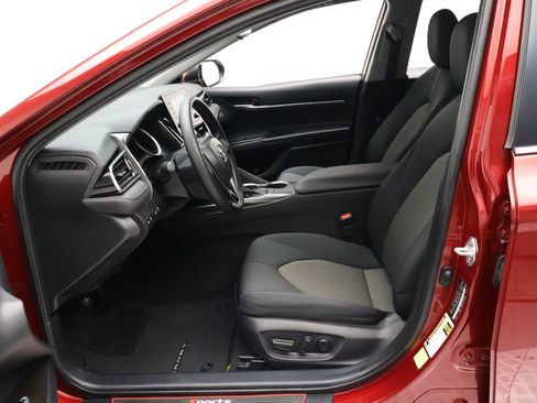 Used 2022 Toyota Camry LE image 14