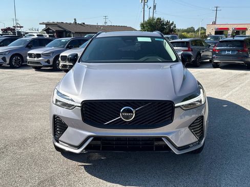 New 2026 Volvo XC60 B5 Plus w/ Climate Package image 2