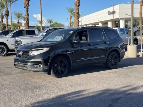 Used 2022 Honda Pilot Black Edition image 2