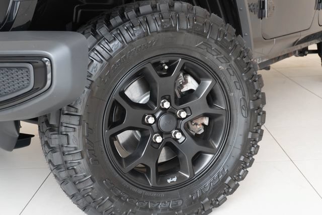 Used 2020 Jeep Wrangler Unlimited Sport AWD/4WD image 2
