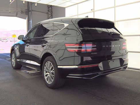 Used 2025 Genesis GV80 2.5T Standard AWD/4WD image 3