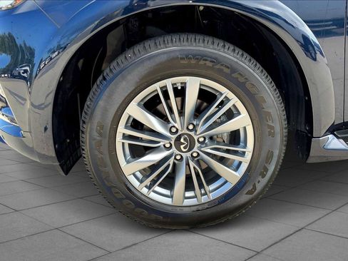 Used 2022 INFINITI QX80 Luxe image 10