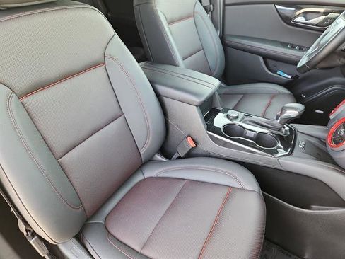 Used 2025 Chevrolet Blazer RS image 12