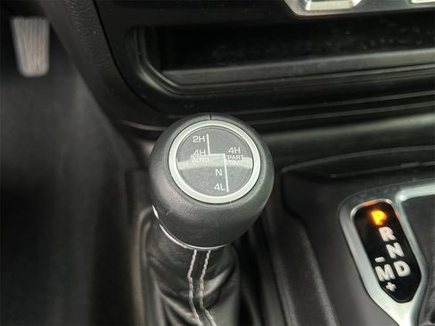 Used 2022 Jeep Wrangler Unlimited Sahara w/ Cold Weather Group image 21