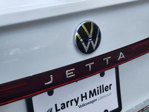 New 2025 Volkswagen Jetta Sport image 22