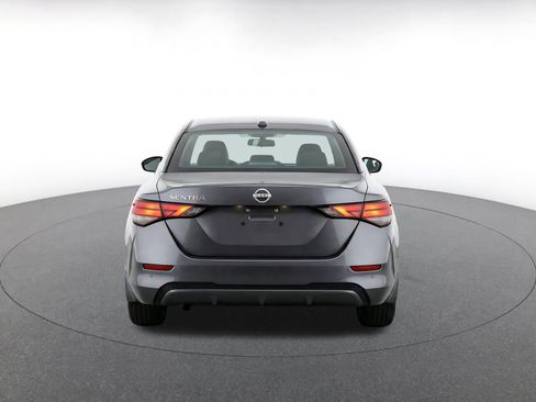 Used 2025 Nissan Sentra SV FWD image 8