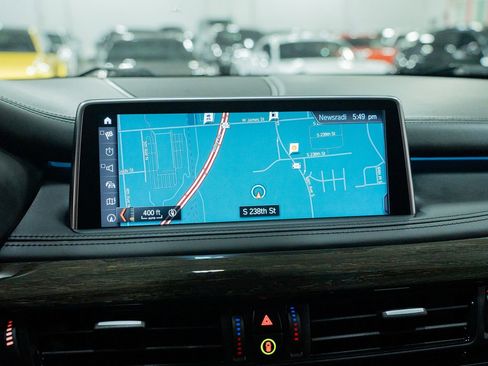 Used 2018 BMW X5 xDrive50i w/ M Sport Package image 49