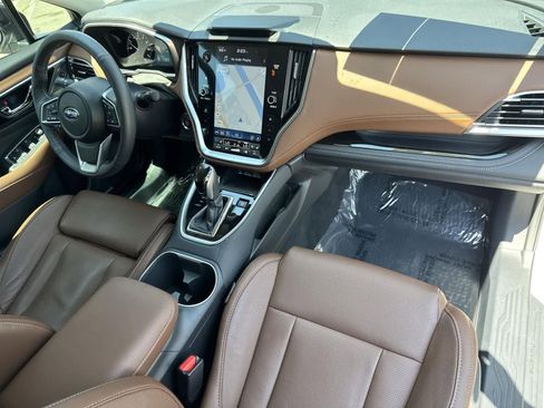 Used 2025 Subaru Outback Touring XT image 40