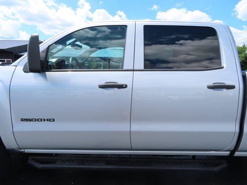 Used 2015 Chevrolet Silverado 2500 LT AWD/4WD image 15