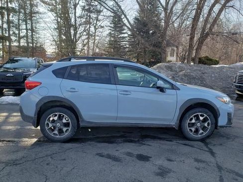 Used 2018 Subaru Crosstrek 2.0i Premium w/ Moonroof Package image 2