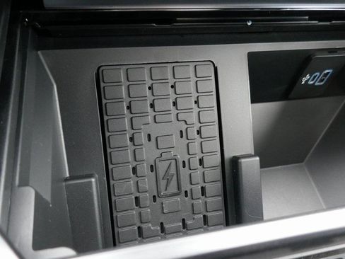 New 2026 Ford F350 Platinum w/ FX4 Off-Road Package image 20