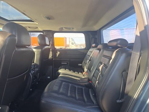 Used 2005 HUMMER H2 SUT w/ Preferred Equipment Group image 13