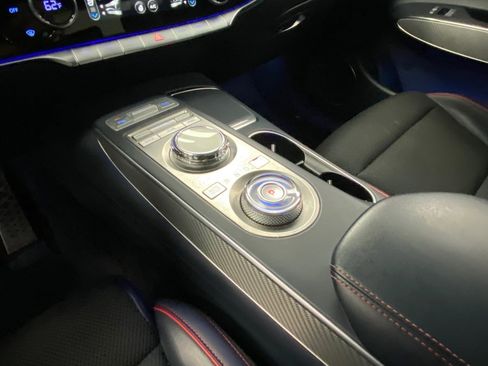 Used 2023 Genesis GV70 2.5T w/ Sport Prestige Package image 29