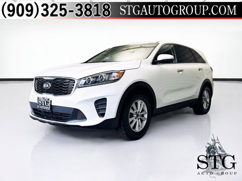Used 2020 Kia Sorento L FWD image 1