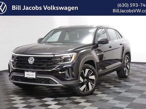 Used 2025 Volkswagen Atlas Cross Sport SE image 1