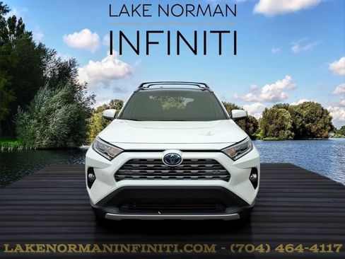 Used 2020 Toyota RAV4 Limited AWD/4WD image 3