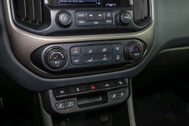 Used 2018 Chevrolet Colorado Z71 AWD/4WD image 22