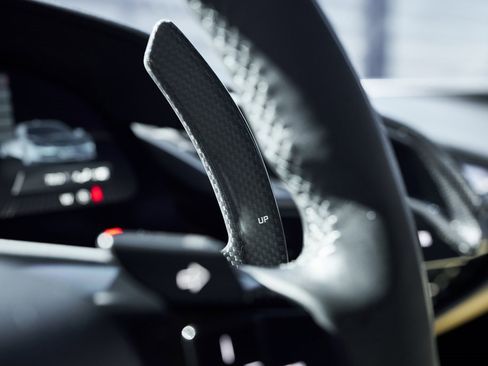 Used 2022 Ferrari SF90 Stradale image 59