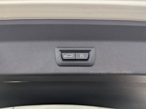 Used 2022 BMW X3 xDrive30i w/ Premium Package 2 image 27