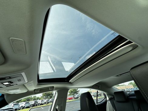 Used 2022 Lexus ES 350 w/ Premium Package FWD image 28
