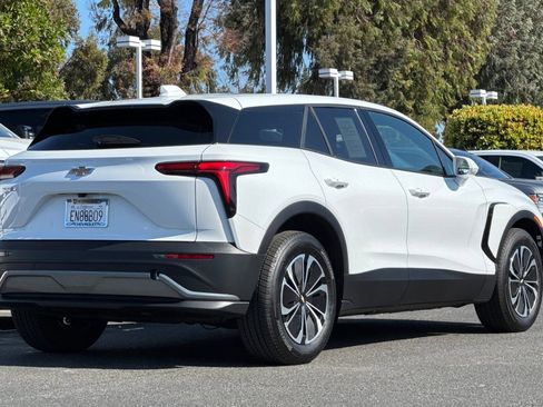 Used 2026 Chevrolet Blazer EV LT FWD image 5