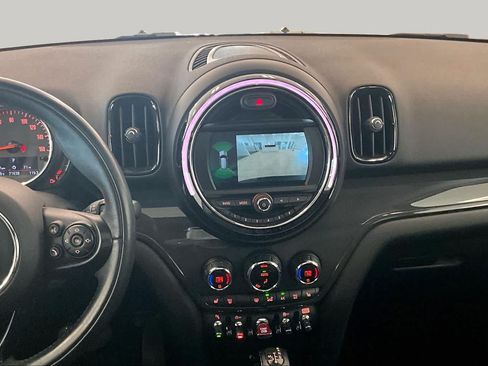 Used 2018 MINI Cooper Countryman FWD image 6