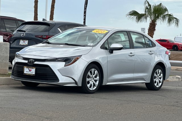 Used 2024 Toyota Corolla LE FWD image 7