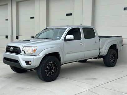 Used 2012 Toyota Tacoma 4x4 Double Cab w/ TRD Sport Pkg