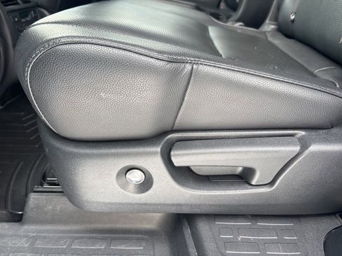 Used 2019 Honda Pilot Elite image 32