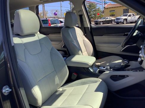 Used 2020 Kia Telluride EX w/ EX Premium Package FWD image 17