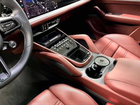 New 2026 Porsche Cayenne S AWD/4WD image 17