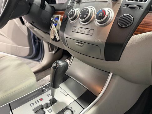 Used 2010 Hyundai Veracruz GLS image 19