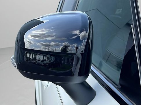 New 2026 Volvo XC90 B6 Ultra w/ Protection Package Premier AWD/4WD image 9