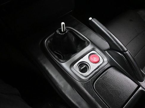 Used 2001 Honda S2000 image 22