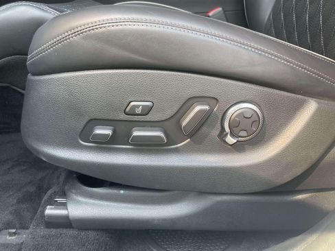 Used 2025 Genesis GV70 3.5T Sport w/ Sport Advanced Package AWD/4WD image 16