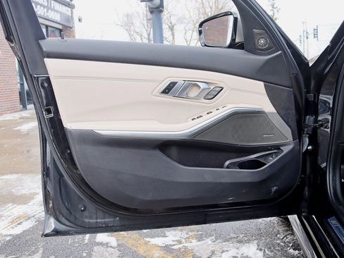 Used 2022 BMW M340i xDrive M340i xDrive Sedan 4D w/ Premium Package image 34