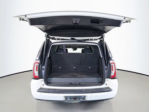 Used 2017 GMC Yukon SLT AWD/4WD image 23