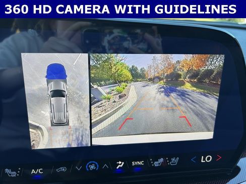 New 2026 Chevrolet Traverse RS image 4