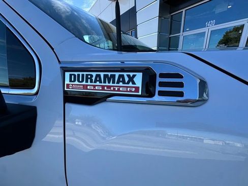 New 2026 GMC Sierra 2500 Denali w/ Denali Reserve Package AWD/4WD image 4