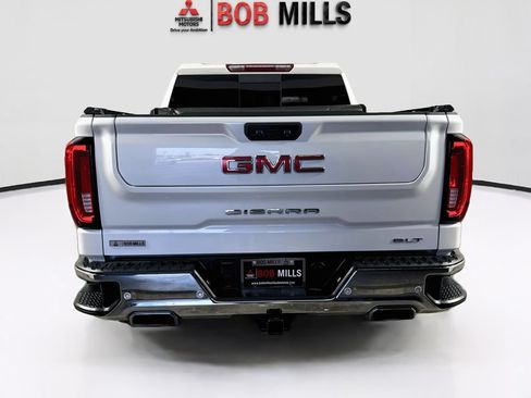 Used 2024 GMC Sierra 1500 SLT w/ SLT Premium Plus Package AWD/4WD image 6